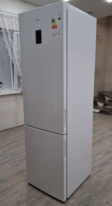 Срочно! Продам новый холодильник