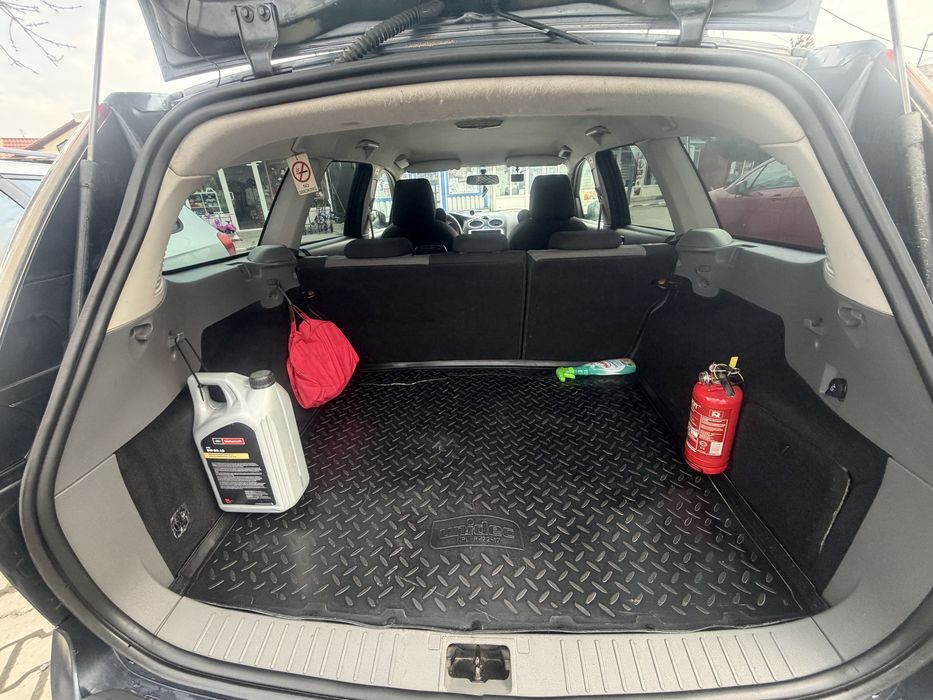 Vand ford focur da2 din 2010