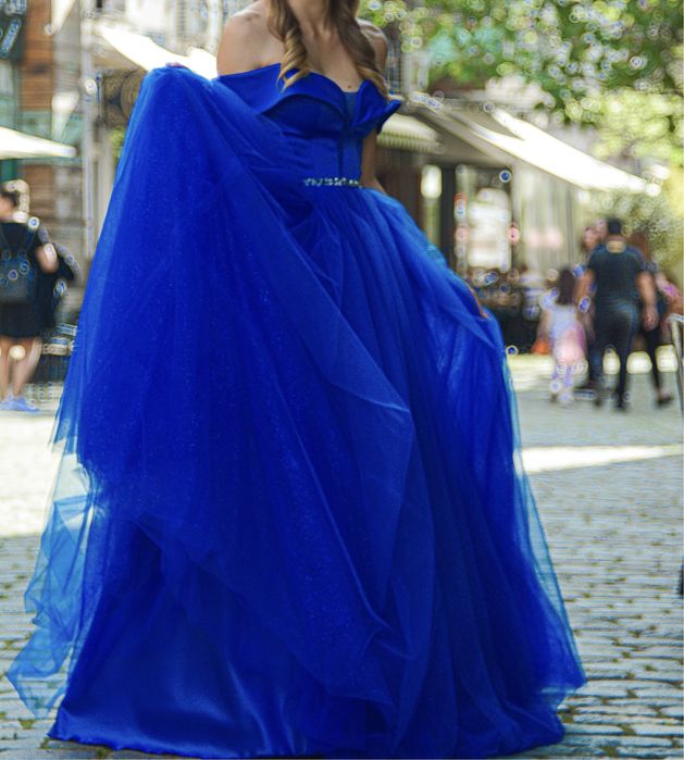 Бална рокля