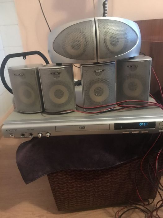 DVD player Crown