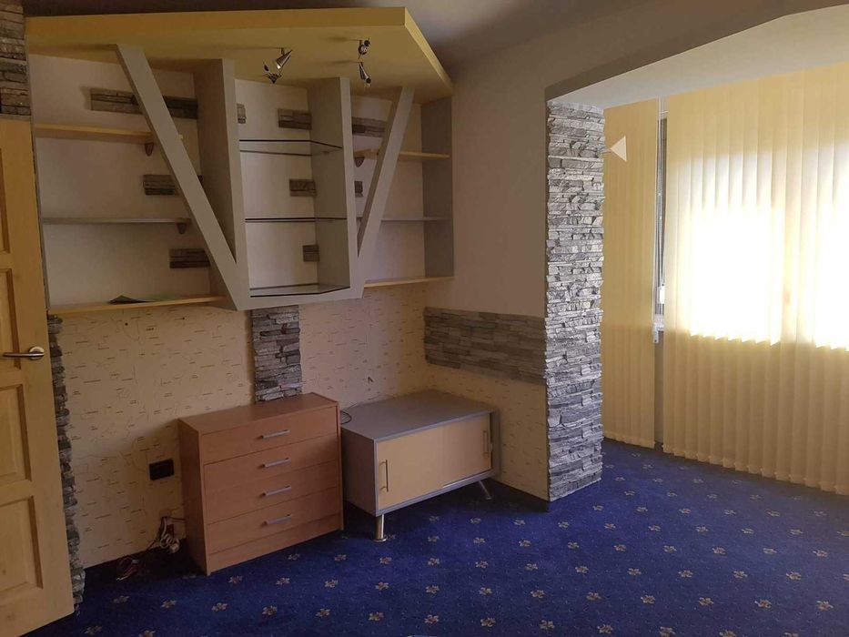 Дава се под наем Тристаен апартамент в Велико Търново, Център - 75 кв.м за 306 € - Снимка #8