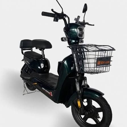 Elektro skuter smax