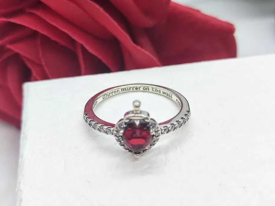 Пръстен Пандора|Pandora