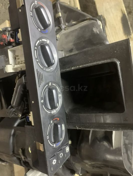Продам печку в сборе на Bmw e38