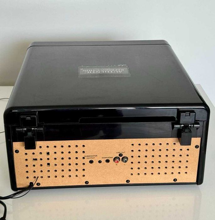 Ретро стил грамофон с FM радио и USB