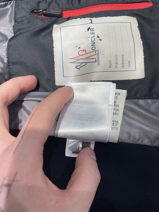 Moncler куртка оригинал