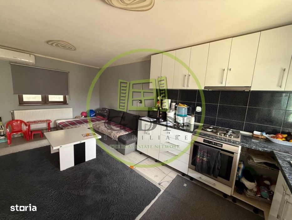 Spatiu comercial+casa plan parter,265 mp teren, 100 mp utili, George E