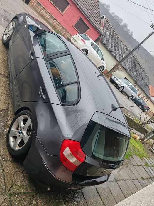 BMW serie 1 2005 2.0 benzina