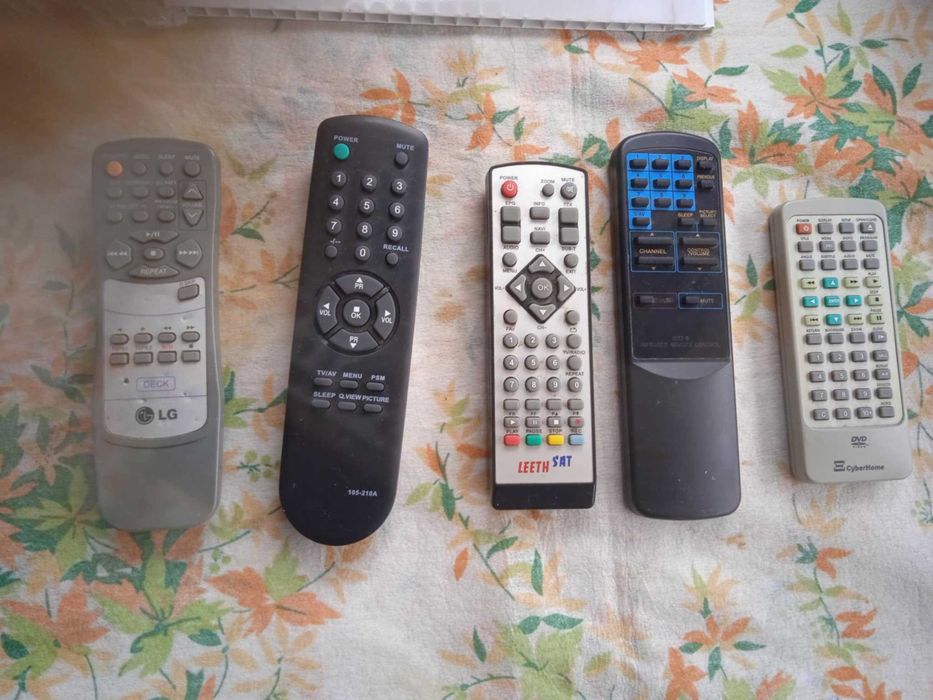 дистанционни за различни марки телевизори