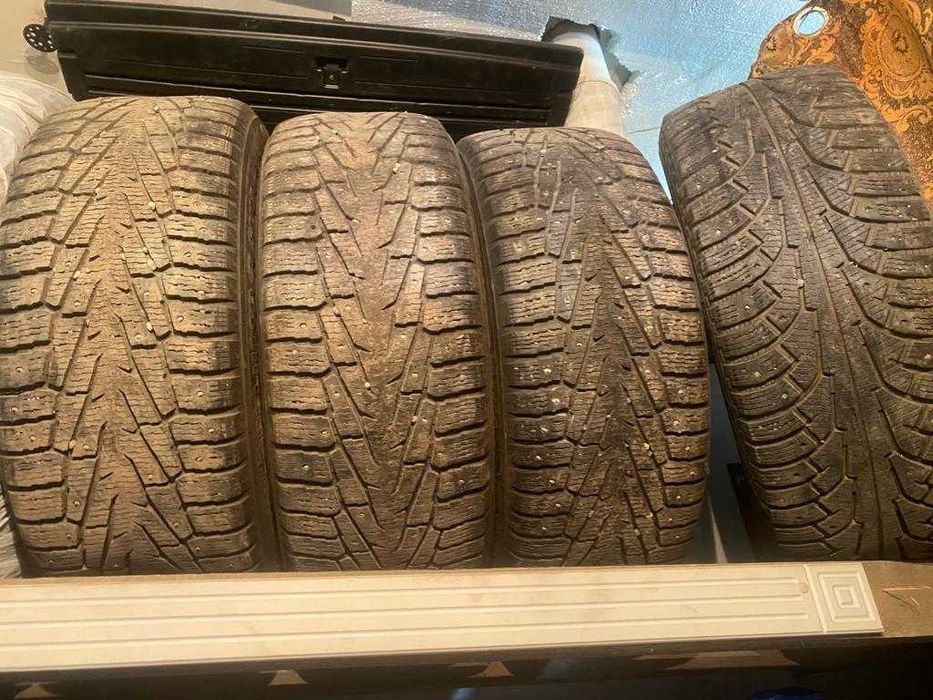 Продам зимние шины