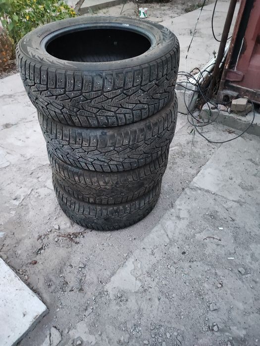 R17 nokian зима шипы