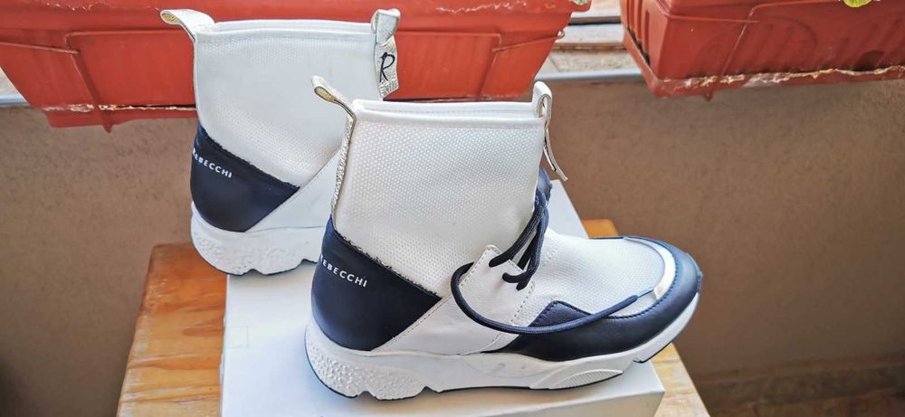 Оригинални маркови дамски сникърси MASSIMO REBECCHI - 40 номер