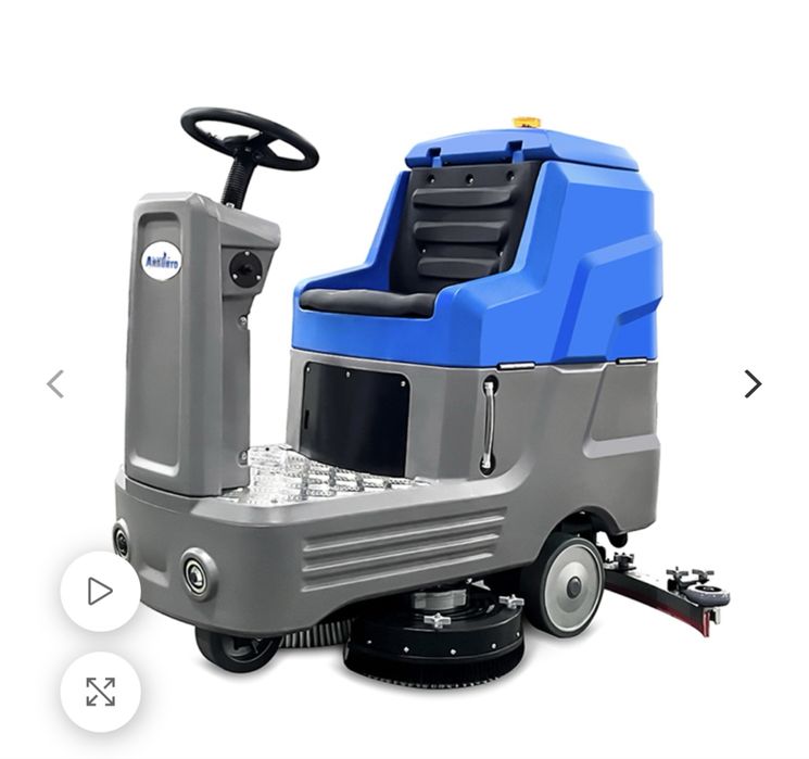 Поломоечная машинка