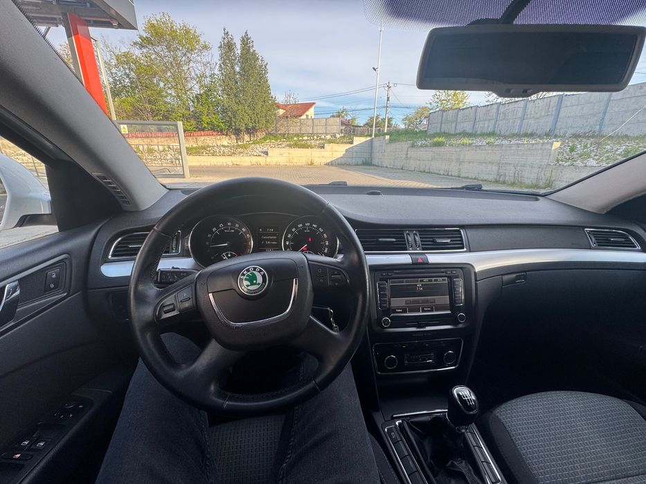 Vând skoda superb 2
