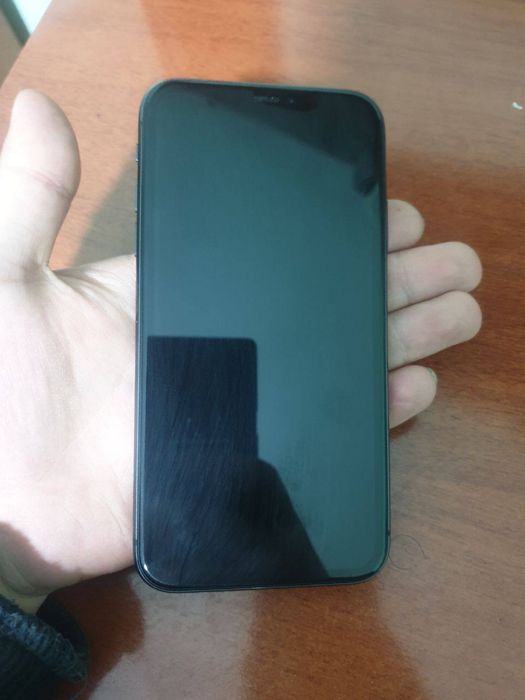 Iphone 11 64 talik qora