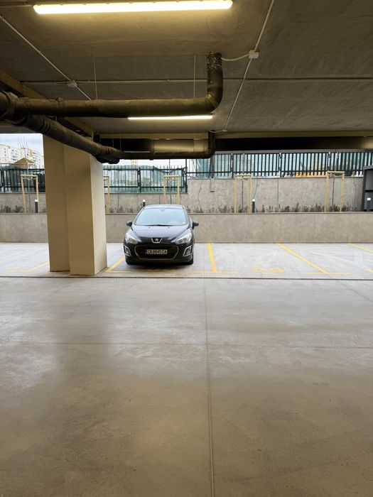 Паркомясто под наем в София Тех Парк - Sofiа Tech Park Склад под наем