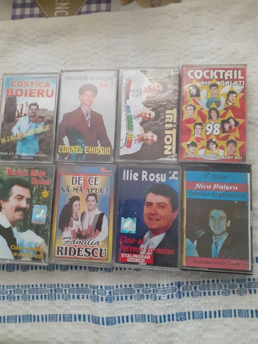 Casete originale cu muzica de petrecere