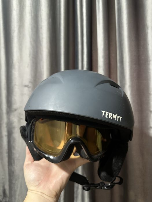 Горнолыжный шлем + очки