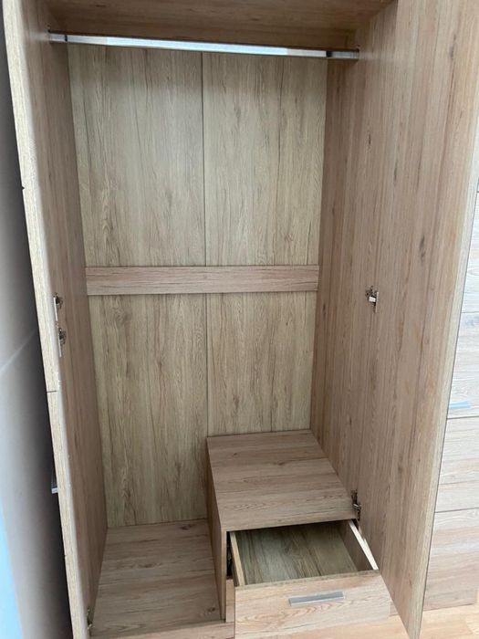 Спальный гарнитур продается