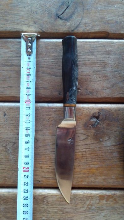 Продавам супер ловен нож антикварен 23