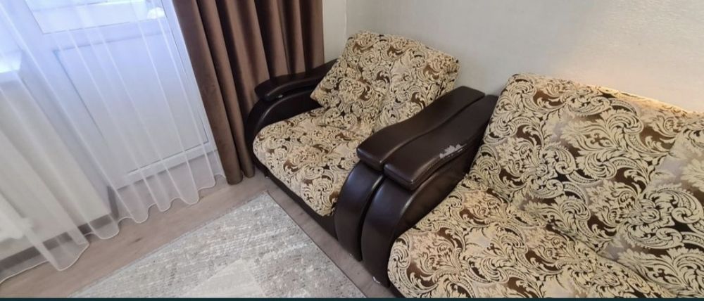 Диван 4 метр х 80 см