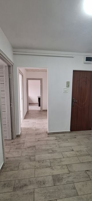 Apartament 3 camere Dambu Pietros