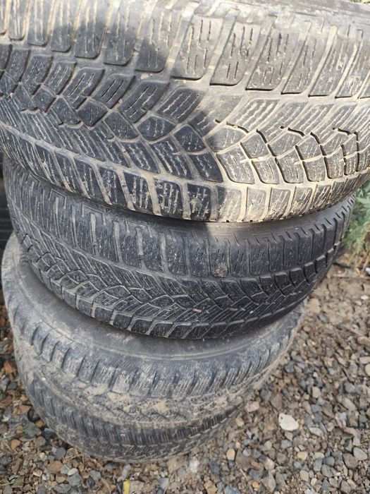 Set 4 Jante aluminiu cu anvelope iarnă 205/55R16 gama wäg. 5X112.