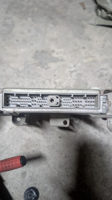 Nissan Maxima 3l Engine control unit