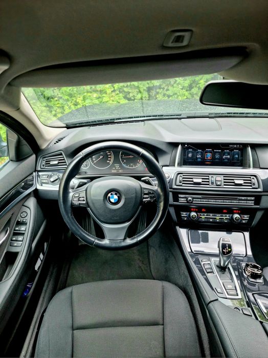 BMW F10 Seria 5 520d M-Packet