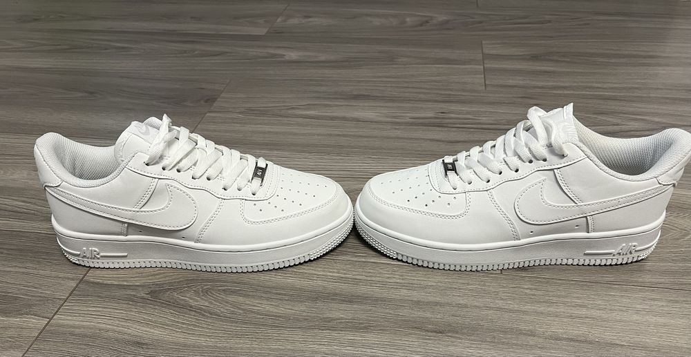Vând  air force one