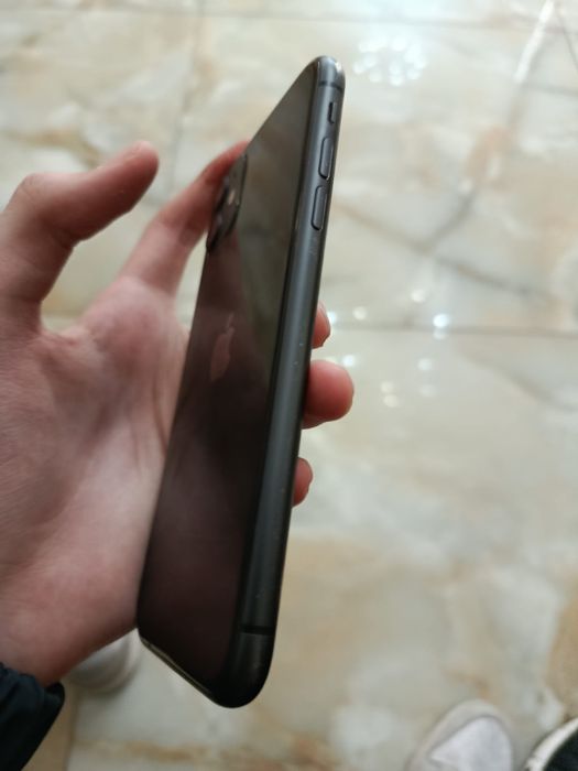 iphone 11 64gb фейс все работает