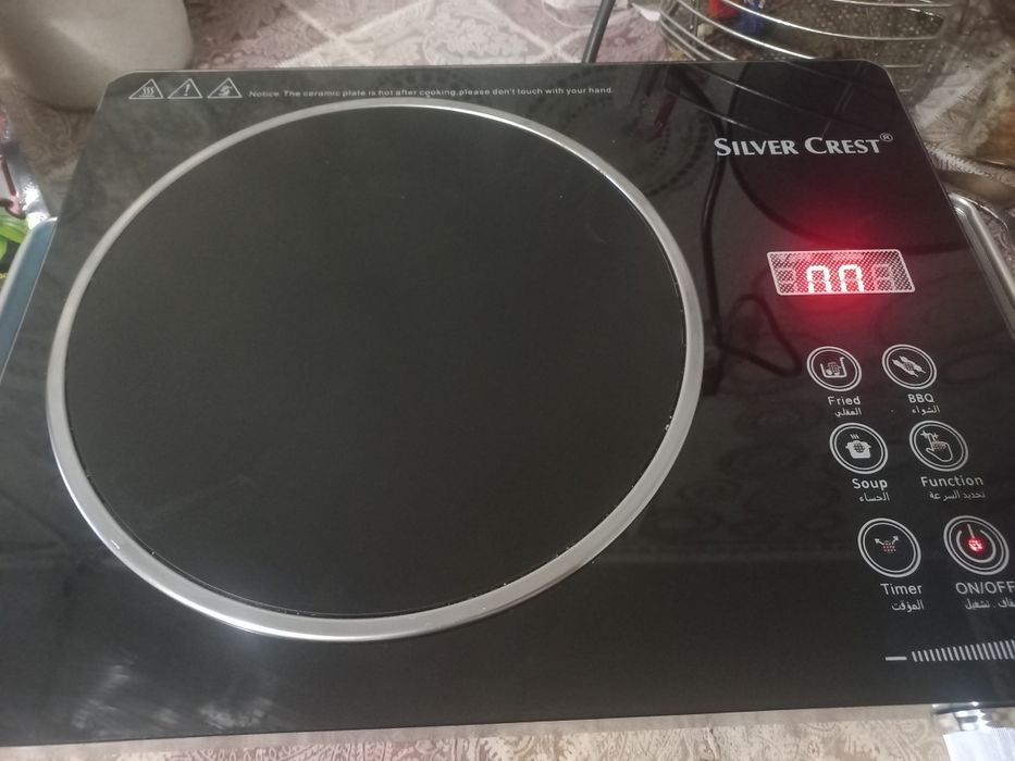 Продам электрическую плиту