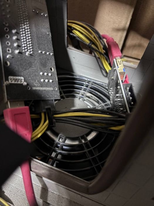 Майнинг корпус BigCryptone 6gpu в сборе