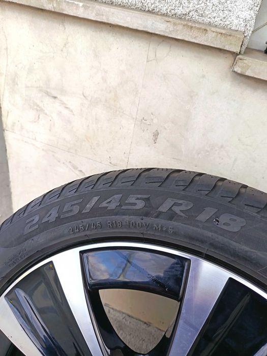 18 цола Mercedes спорт пакет джанти с гуми Pirelli комплект