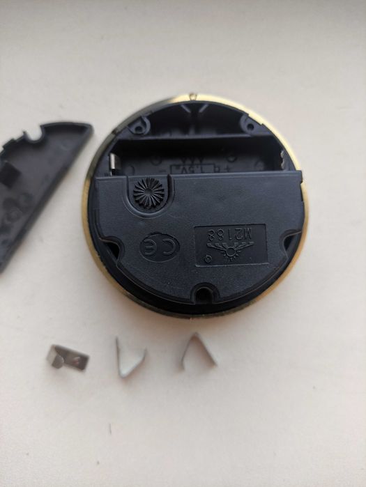 Механизм часовой с креплением