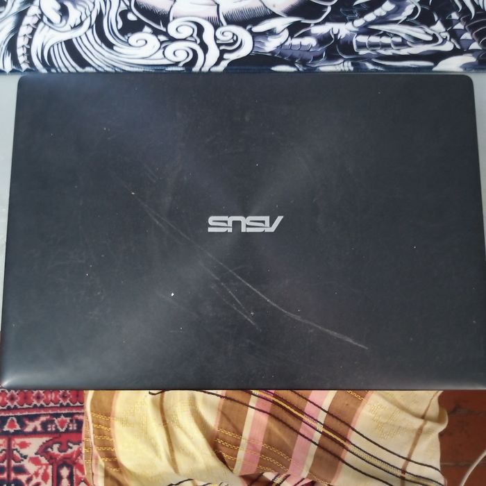 Продаётся Ноутбук asus