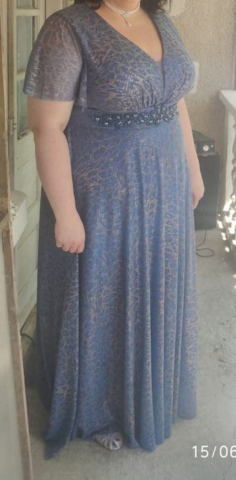 Vand.Rochie elegantă