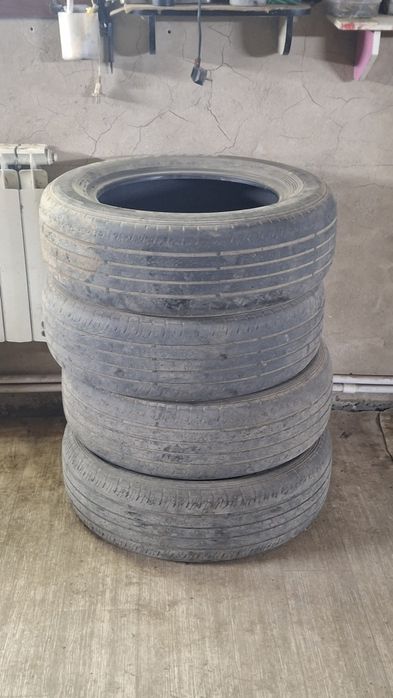 Продам комплект летние шины