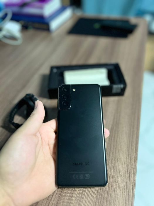 Самсунг s21 плюс