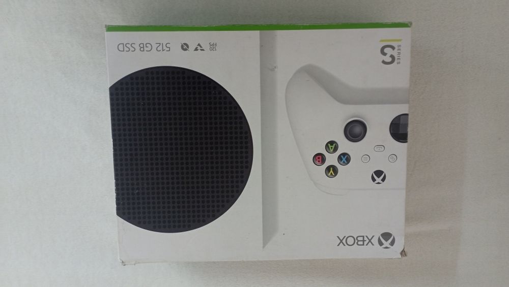 Продам кансол xbox series s