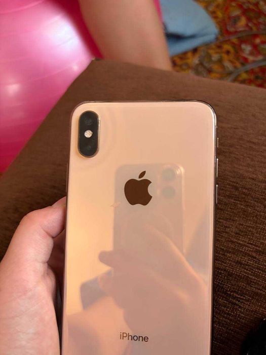 Iphone xsmax gold