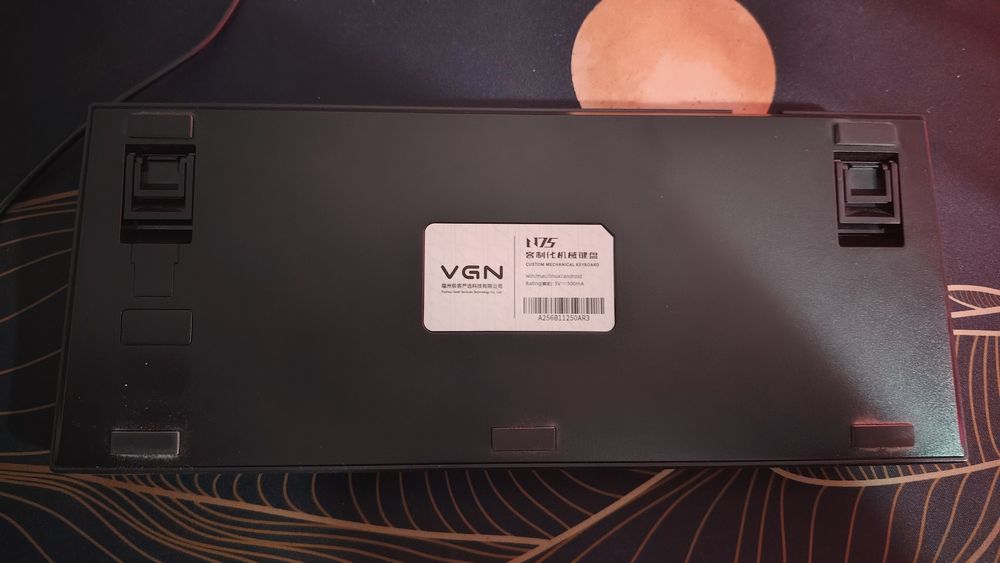 Игровая механическая клавиатура VGN N75 (75%) — мягкие серые свитчи