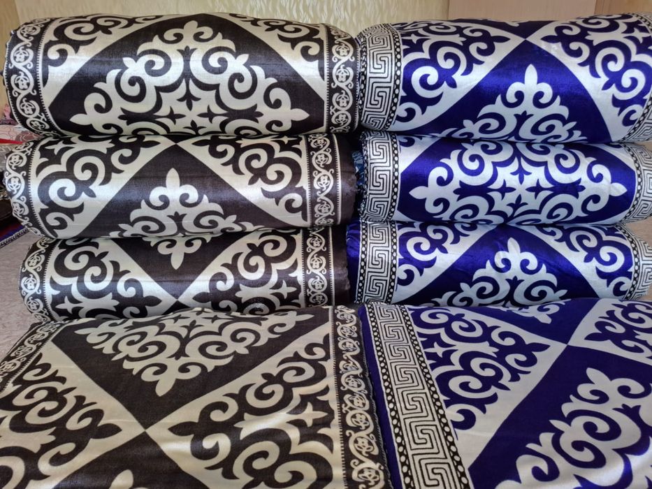 Төр көрпе жастық