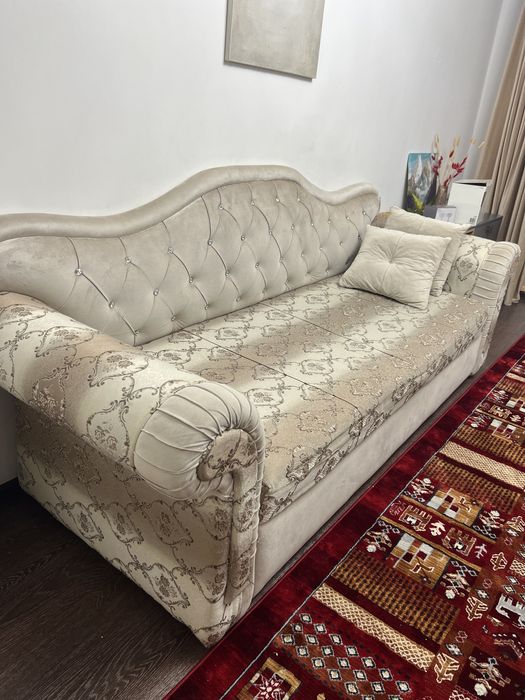 Продам диван в отличном состоянии!