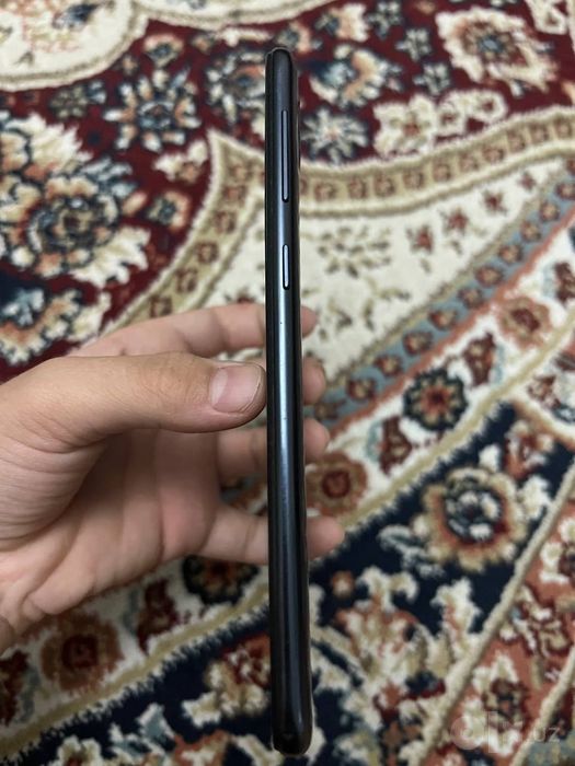 Samsung A10 4G  За 250.000 сум