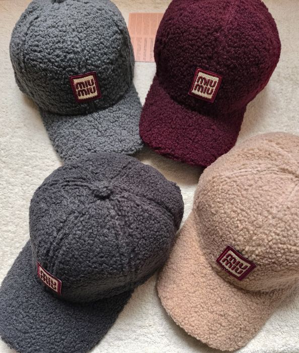 Дамски.красиви Шапки