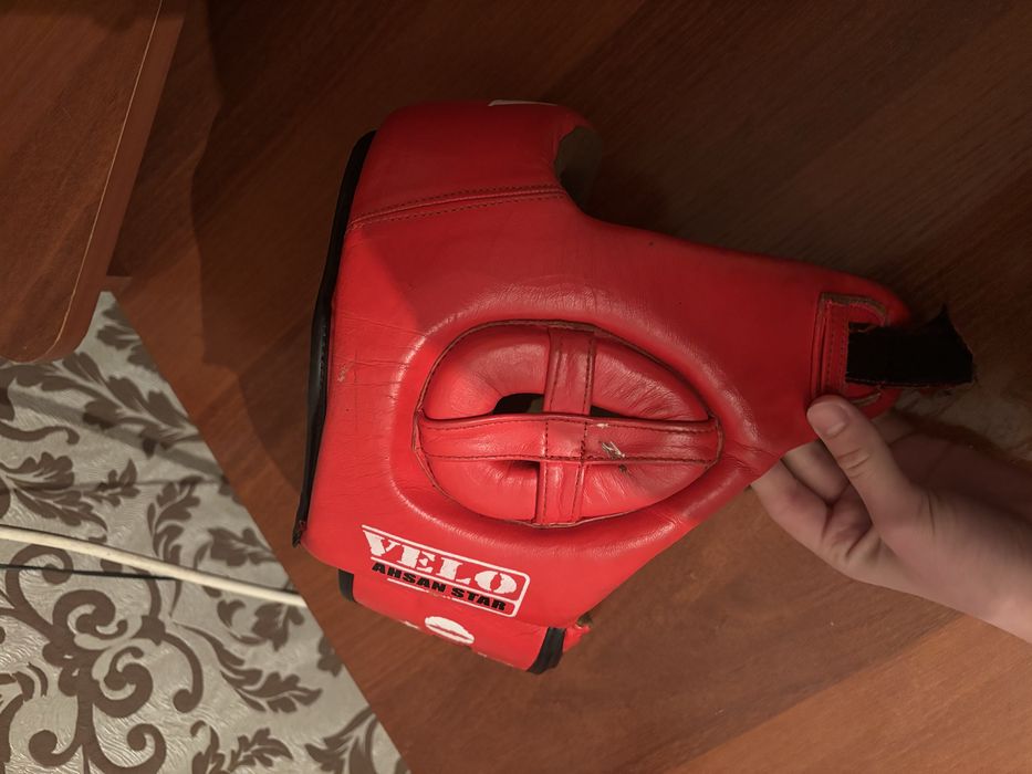 Шлем боксерский Velo