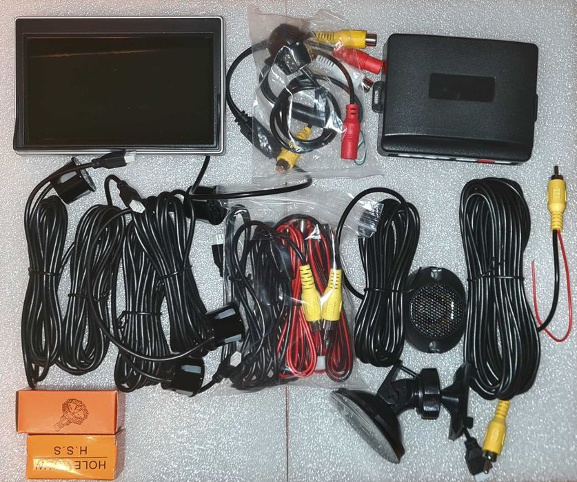 Senzori parcare camera marsarier si monitor