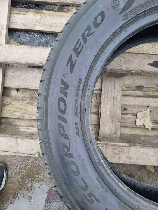 255/60 R20 • All Season • Pirelli Scorpion Zero All Season 113V