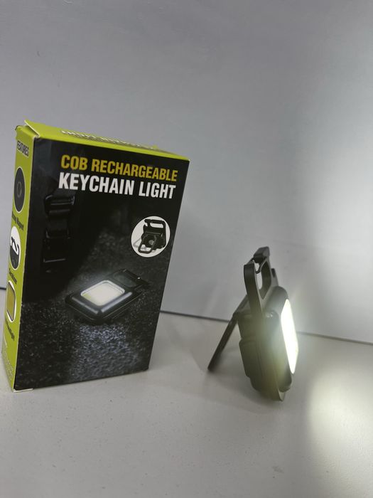 Фонарик новый в продаже